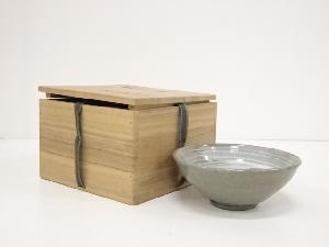 刷毛目茶碗（保護箱）